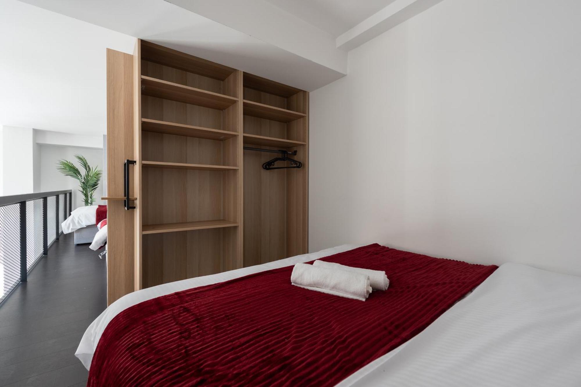 Modern Loft-apartments In Apartment Prag